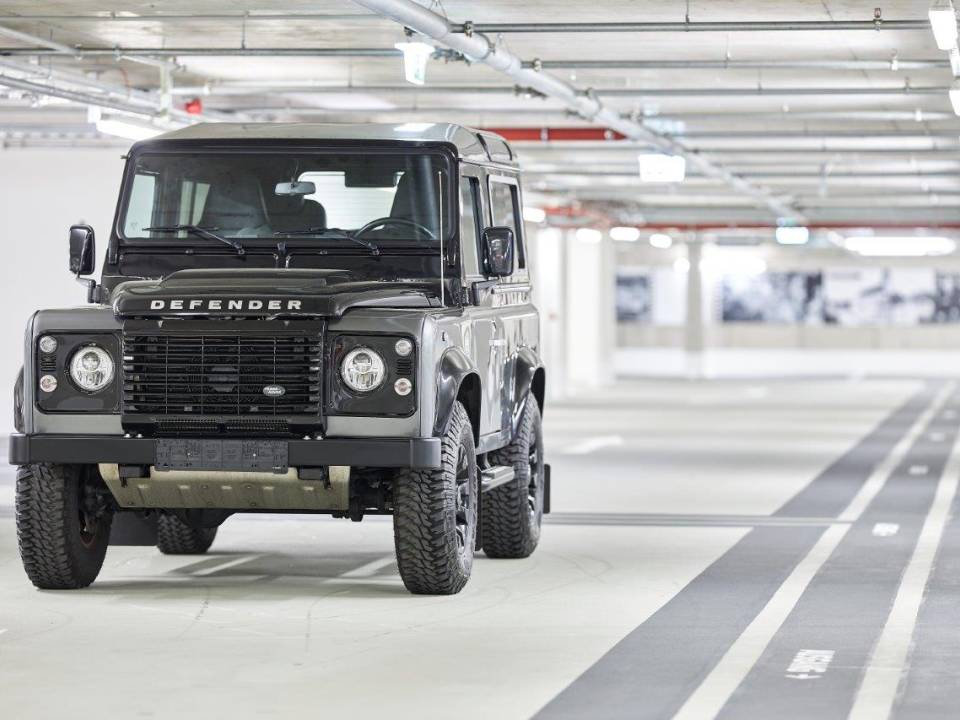 Land Rover Defender 90 Autobiography (2015) en vente pour 93 340 €
