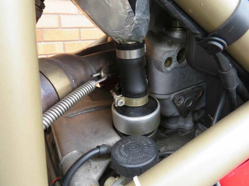 Immagine 24/50 di Ducati 916 R (2000)