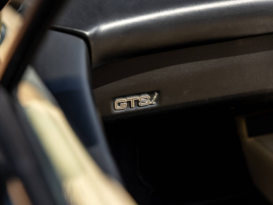 Image 39/80 of Ferrari 308 GTSi Quattrovalvole (1985)