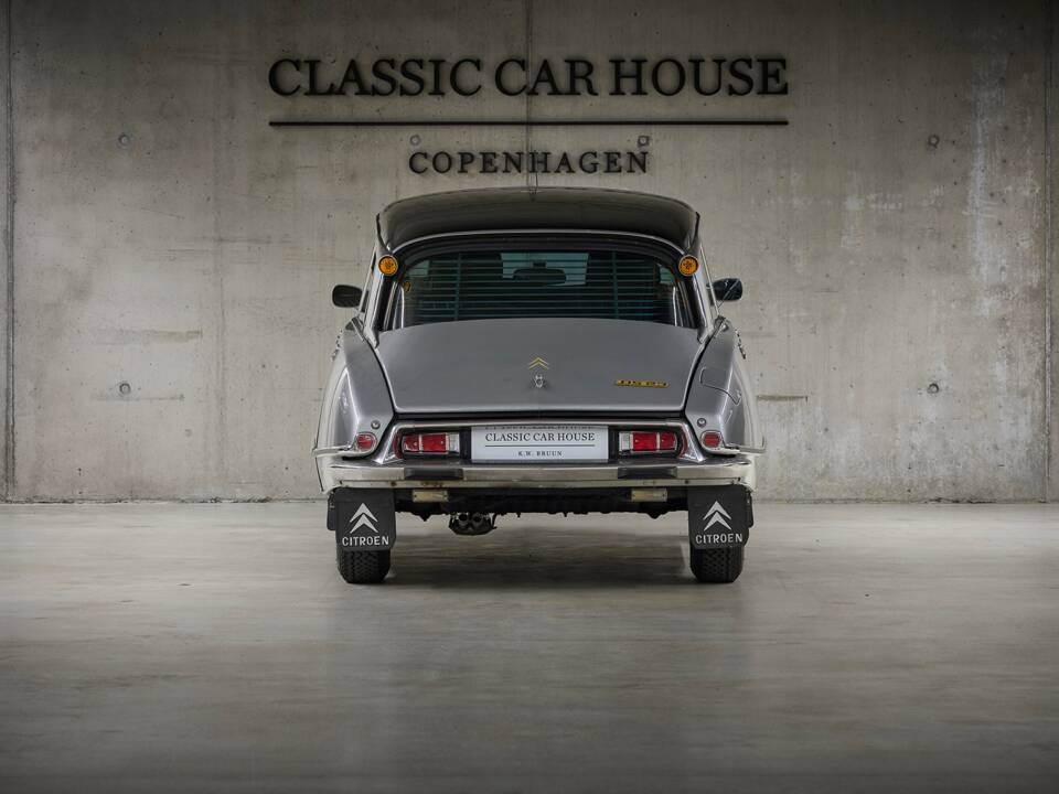 Image 14/92 of Citroën DS 23 Pallas (1975)
