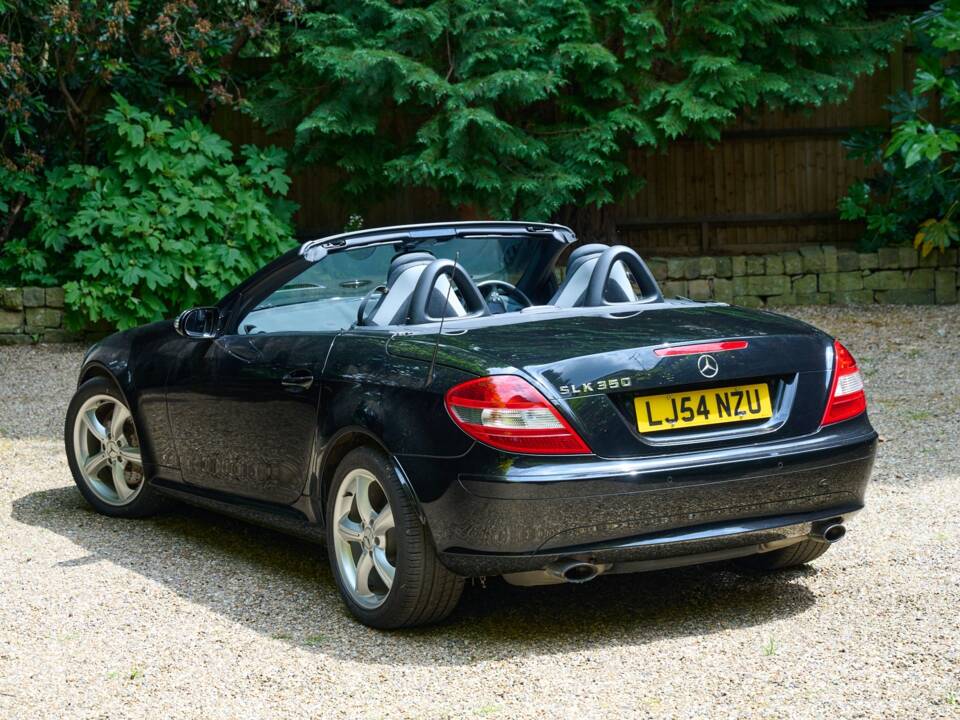 Immagine 3/43 di Mercedes-Benz SLK 350 (2004)