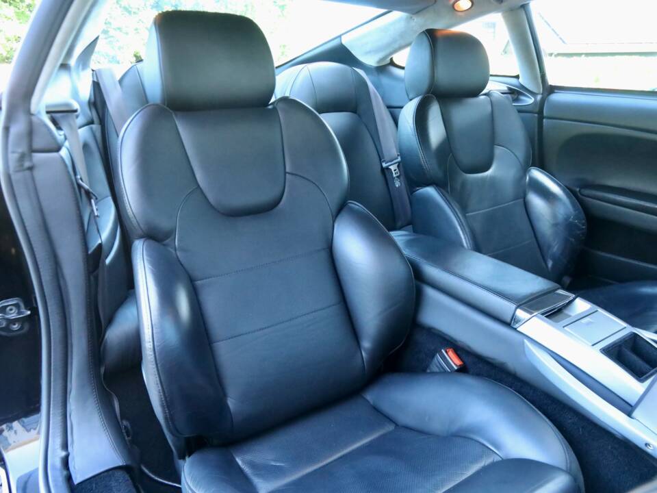 Image 39/50 of Aston Martin V12 Vanquish (2002)