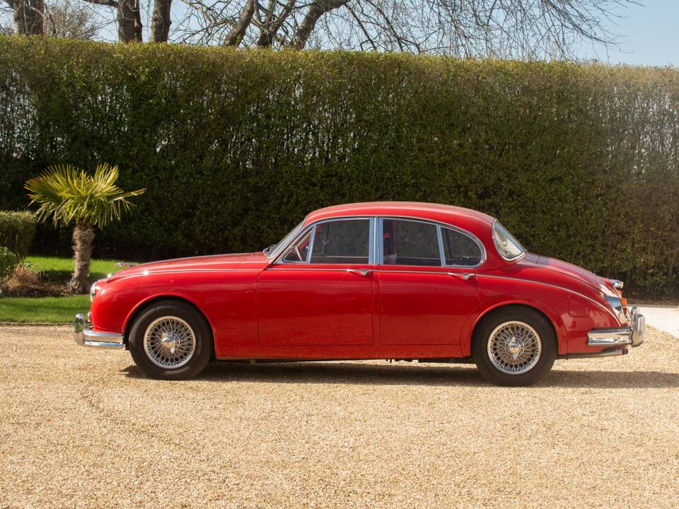 Image 19/50 of Jaguar Mk II 3.8 (1964)