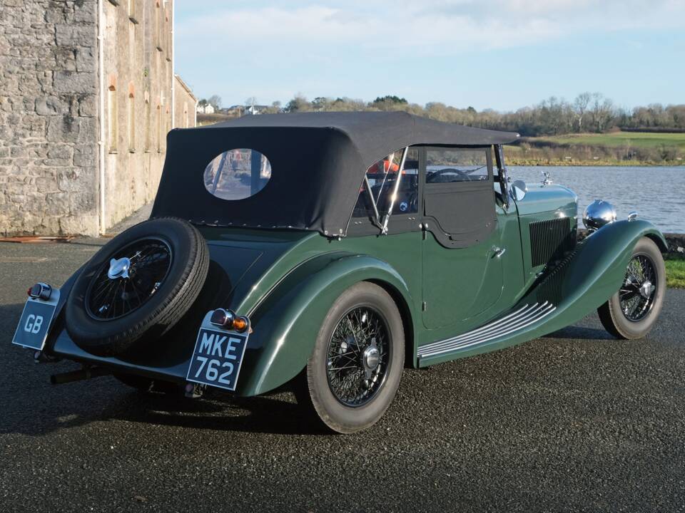 Image 3/37 of Bentley 3 Litre Vanden Plas (1934)