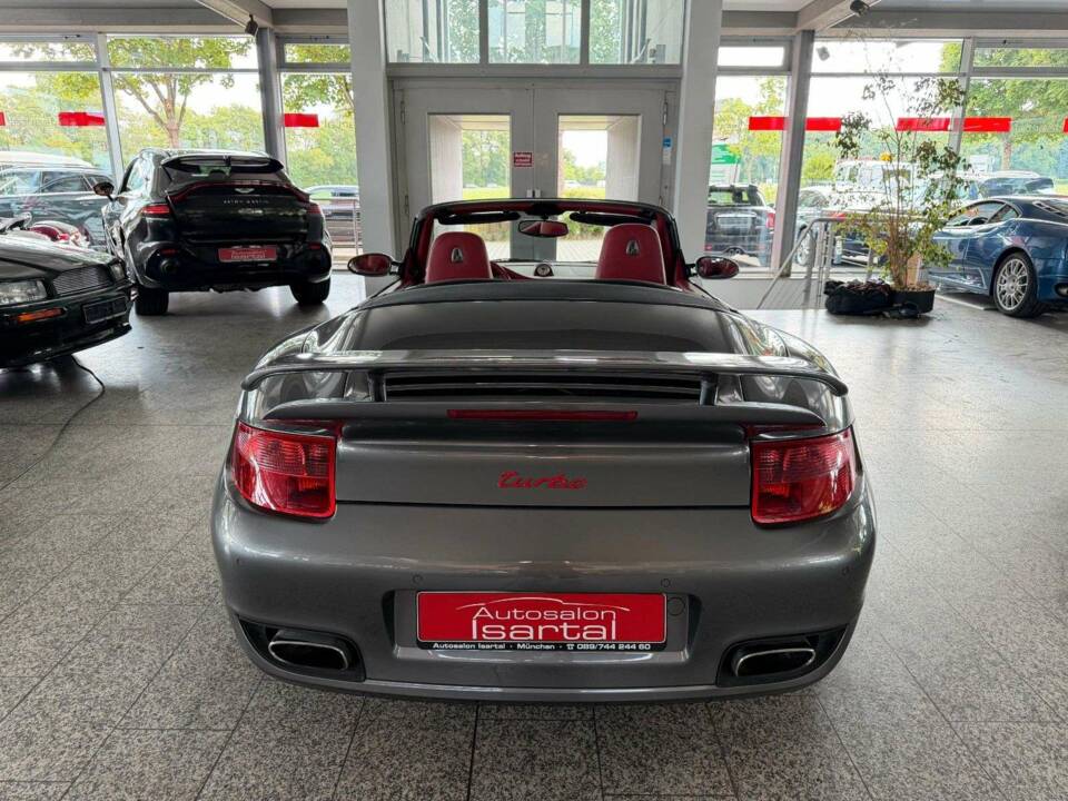 Imagen 33/41 de Porsche 911 Turbo (2009)