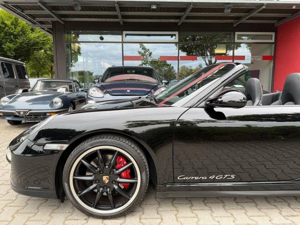 Bild 9/36 von Porsche 911 Carrera 4 GTS (2011)