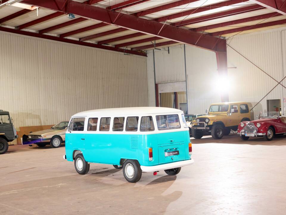 Image 16/39 of Volkswagen T2c Combi (1996)