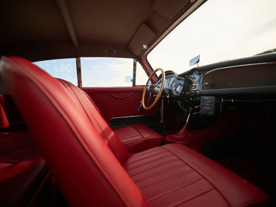 Bild 22/22 von Aston Martin DB 2&#x2F;4 Mk III (1958)