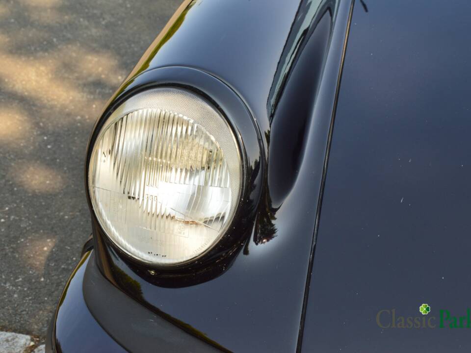 Bild 50/50 von Porsche 911 Carrera 3.2 (1986)
