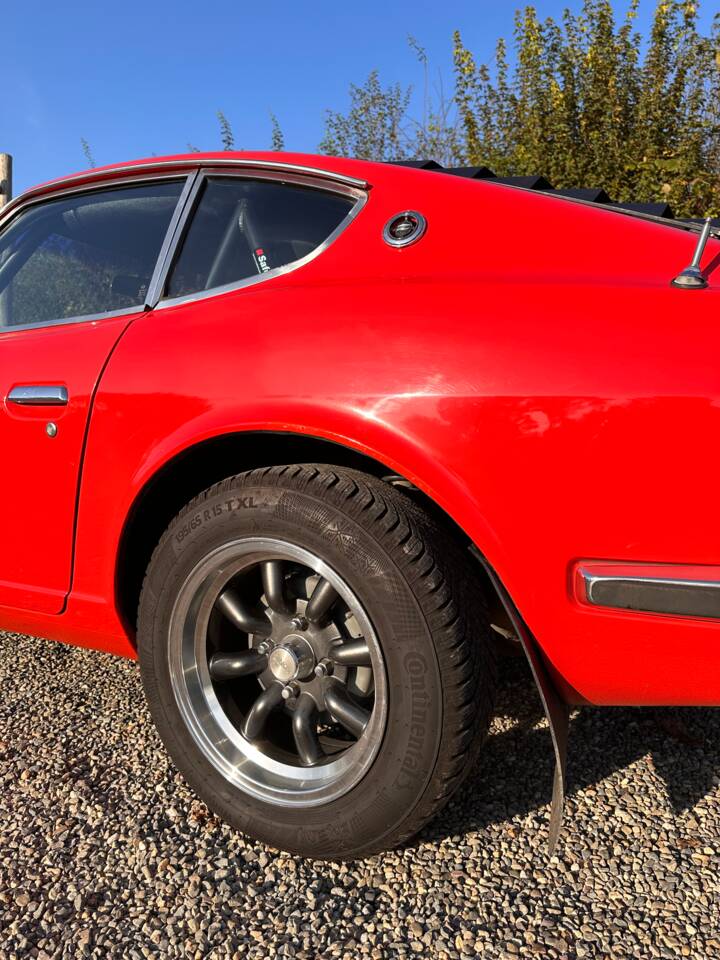 Image 15/36 of Datsun 240 Z (1973)