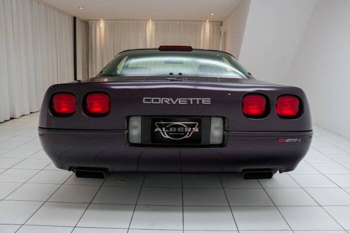 Afbeelding 5/6 van Chevrolet Corvette ZR1 (1992)