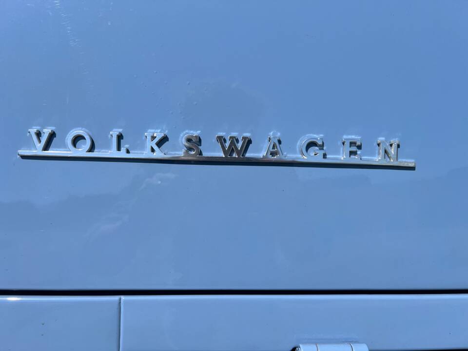 Image 4/8 of Volkswagen T2 a/b (1972)