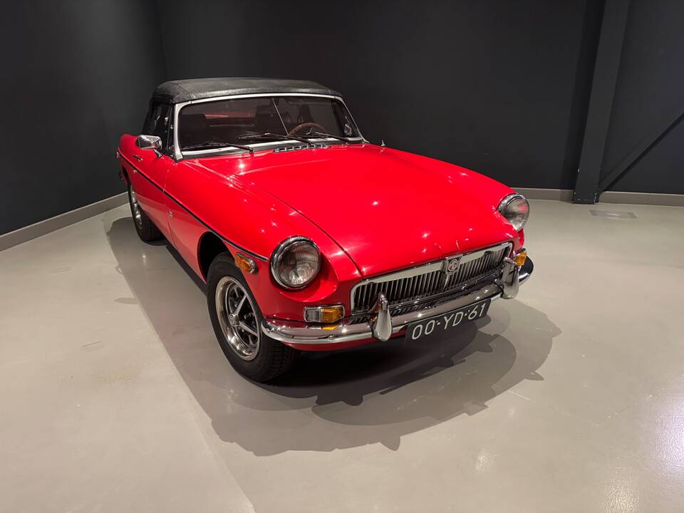 Imagen 2/49 de MG MGB (1977)