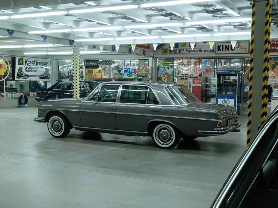 Bild 7/50 von Mercedes-Benz 300 SEL (1967)