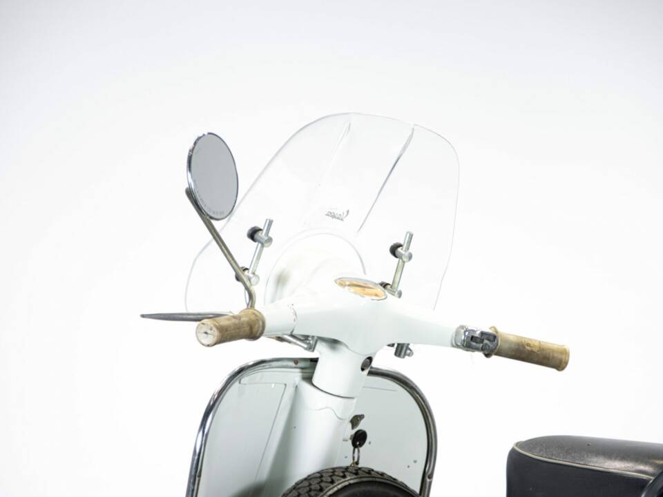 Bild 14/50 von Piaggio Vespa 125 Super (1966)