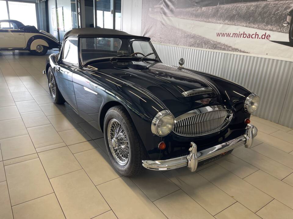 Immagine 4/16 di Austin-Healey 3000 Mk II (BN7) (1962)