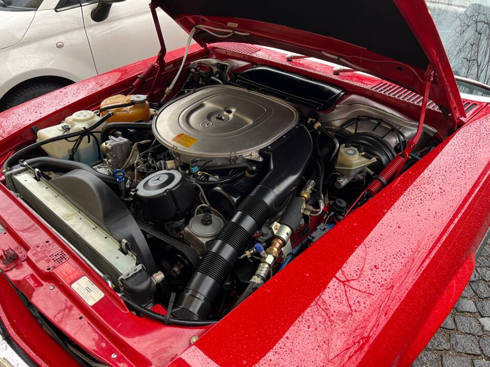 Image 19/27 de Mercedes-Benz 560 SL (1988)
