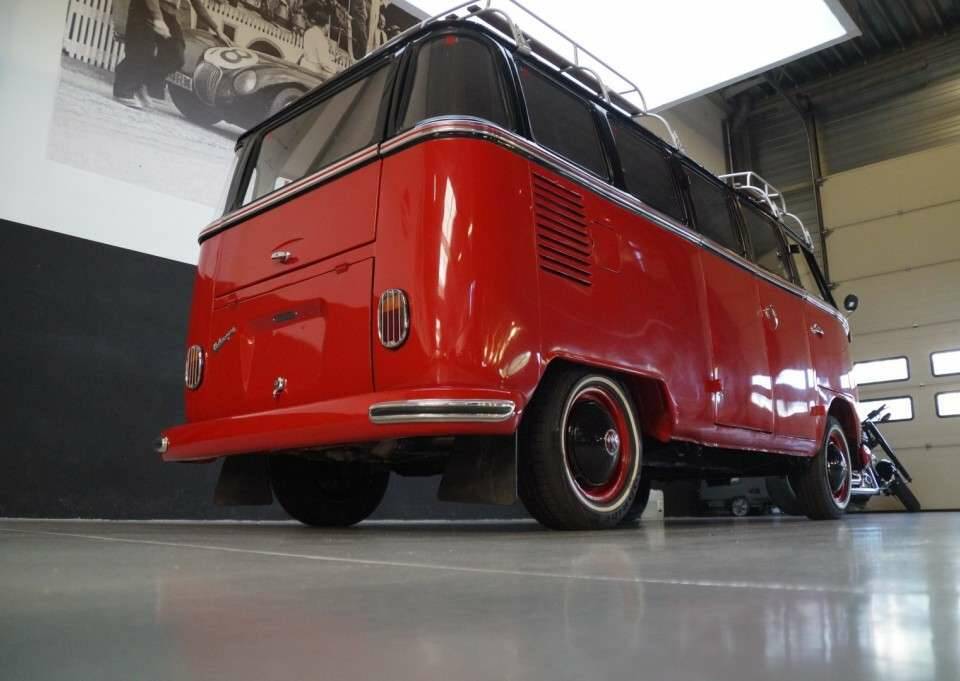 Image 34/50 of Volkswagen T1 Brasil &quot;Samba&quot; (1975)