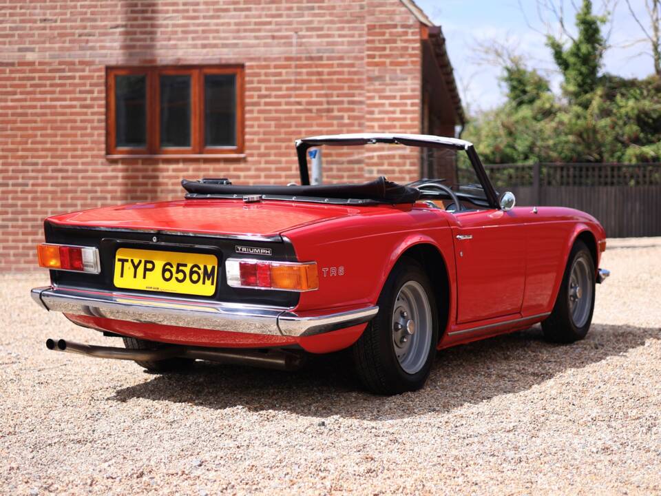 Image 3/50 de Triumph TR 6 (1973)