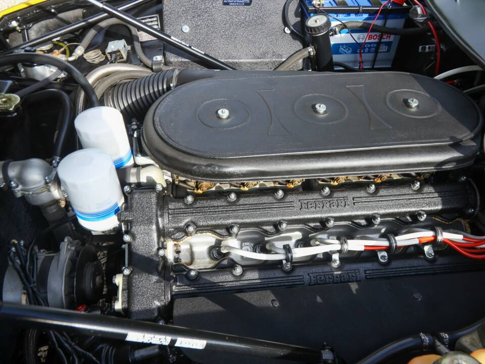 Afbeelding 46/50 van Ferrari 365 GTB/4 Daytona (1971)