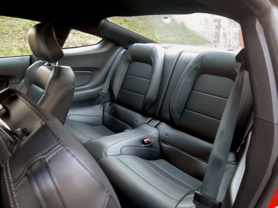 Bild 28/33 von Ford Mustang GT 5.0 V8 (2022)