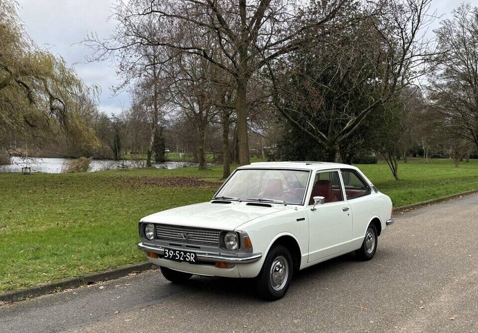 Image 2/29 de Toyota Corolla 1200 (1971)