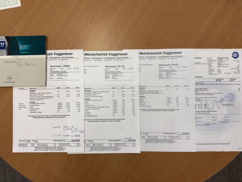 Image 22/89 of Mercedes-Benz SL 500 (2002)