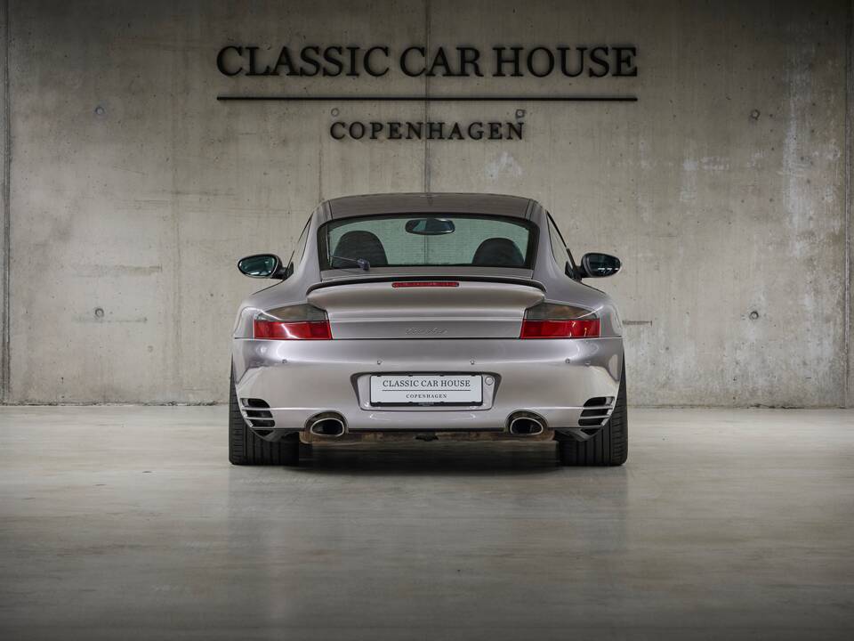 Image 8/98 of Porsche 911 Turbo (2000)
