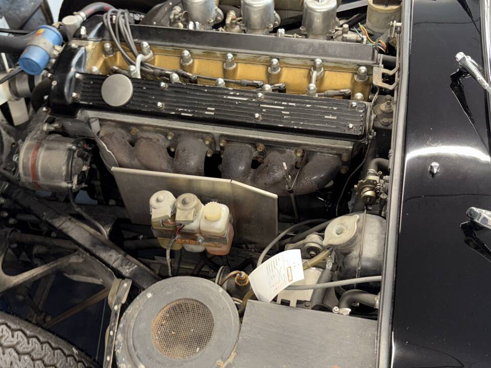 Afbeelding 30/34 van Jaguar E-Type (1968)