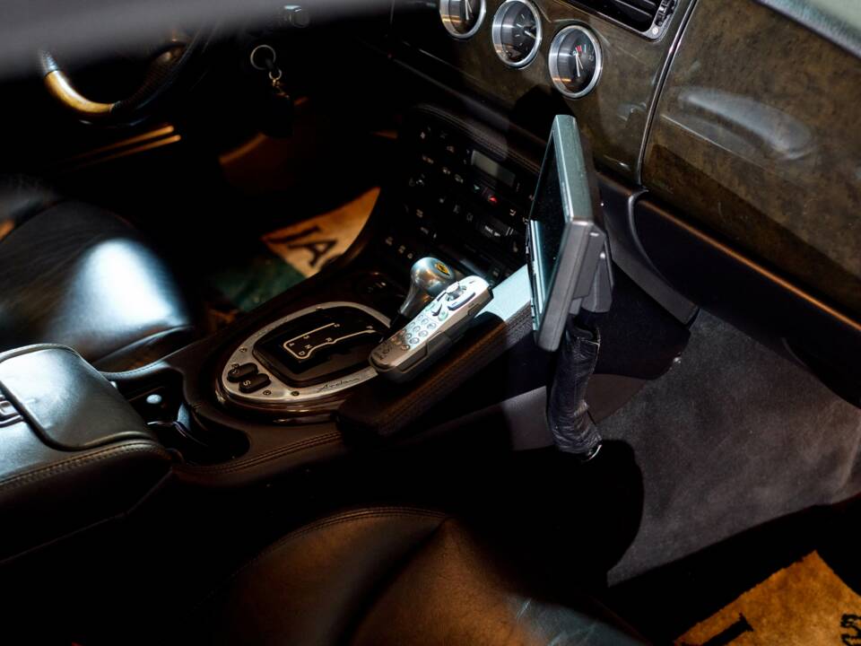 Bild 44/55 von Jaguar XKR (2000)