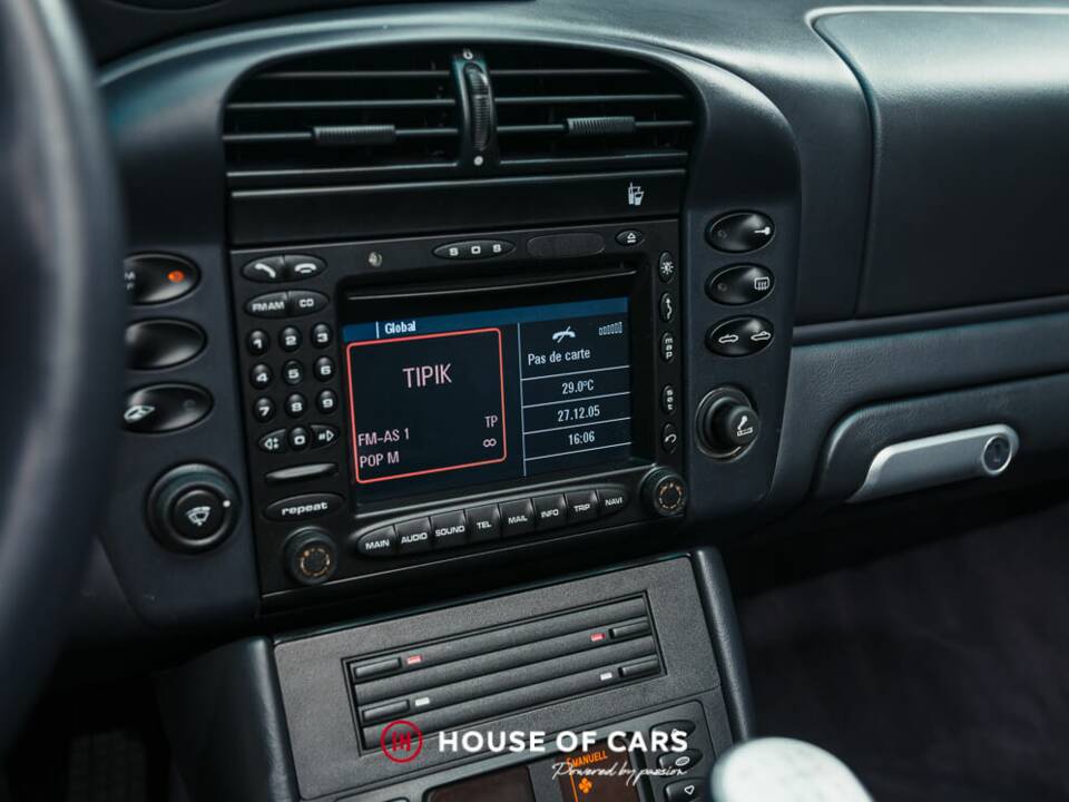 Imagen 22/25 de Porsche 911 Carrera (2004)