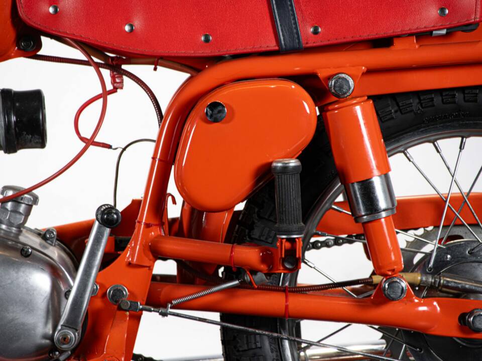 Bild 15/50 von Gilera Giubileo 100 (1962)