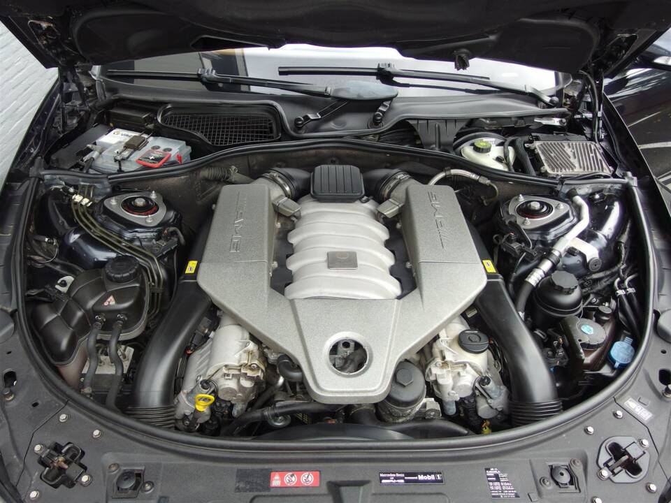 Bild 41/49 von Mercedes-Benz CL 63 AMG (2007)