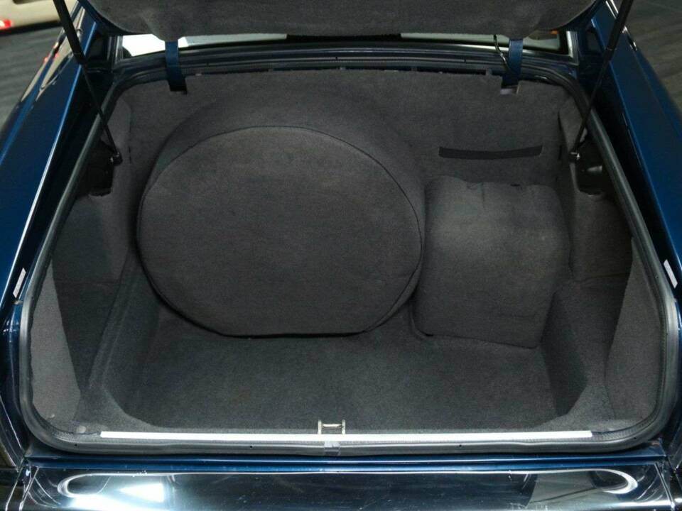 Image 30/49 de Jaguar XJS 4.0 (1995)