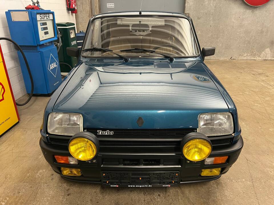 Bild 4/15 von Renault R 5 GT Turbo (1982)