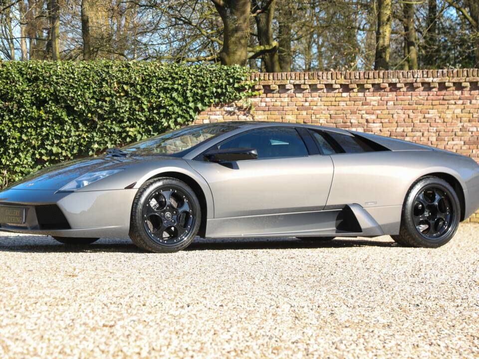 Image 34/50 de Lamborghini Murciélago (2003)