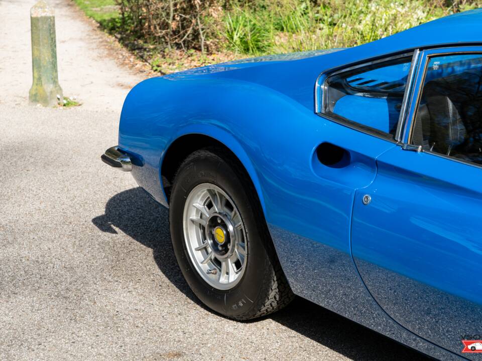 Bild 22/34 von Ferrari Dino 246 GT (1971)