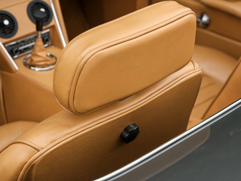 Image 19/50 of Maserati Ghibli Spyder (1969)