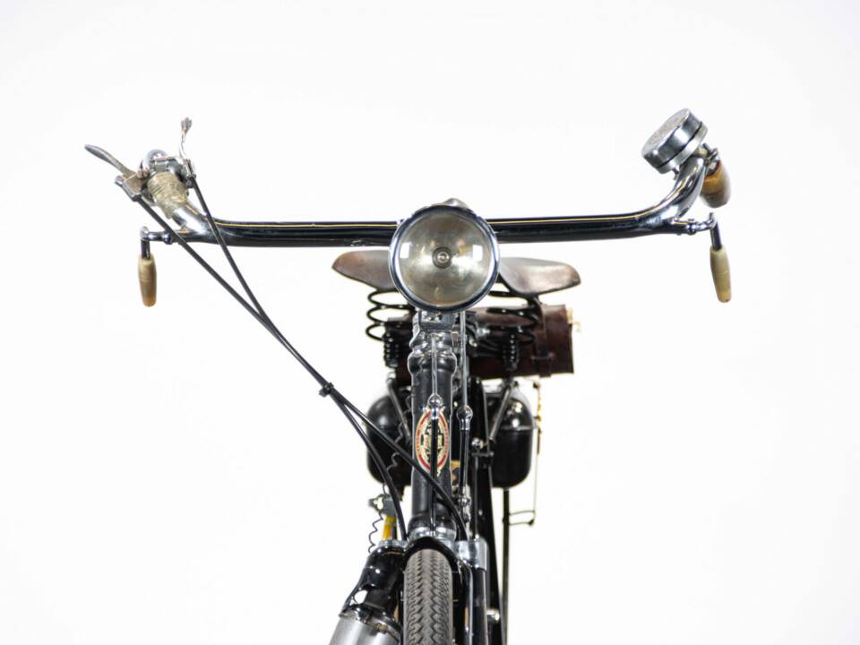 Image 32/50 de Bianchi Cesare (1939)