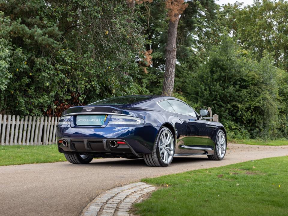 Imagen 43/48 de Aston Martin DBS (2010)