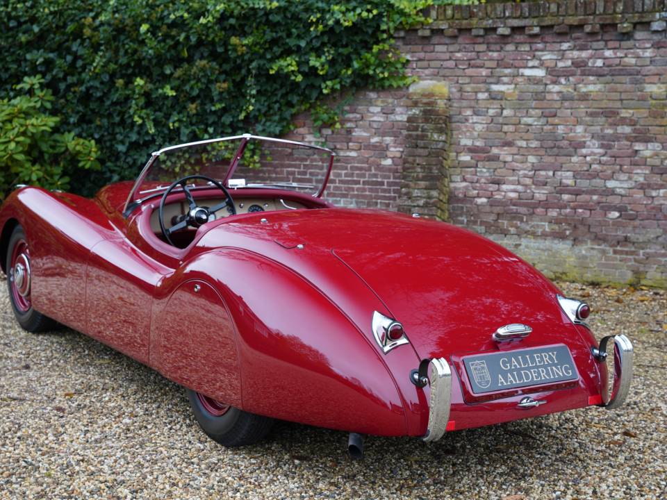 Image 37/50 of Jaguar XK 120 OTS (Alloy) (1949)