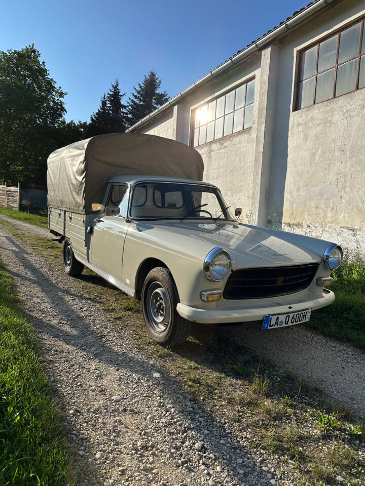 Image 19/19 of Peugeot 404 Camionnette Bâchée (1976)