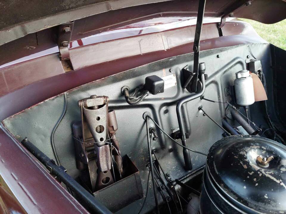 Image 6/93 of FIAT 1100-103 Familiare Viotti (1949)