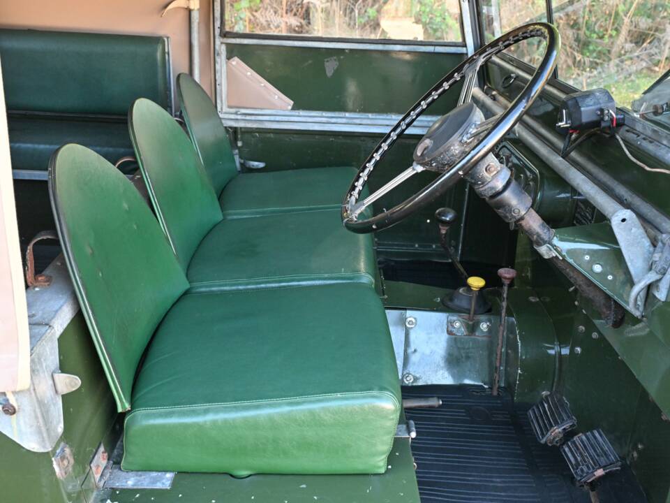 Image 13/50 of Land Rover 80 (1949)
