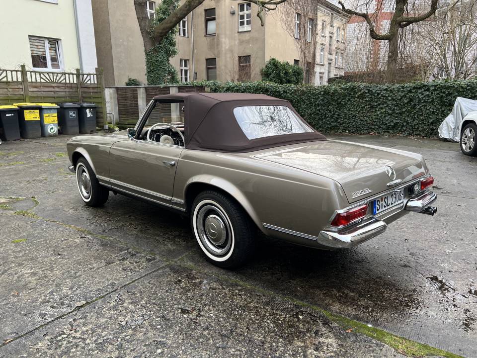 Pagode 230 SL, Softtop