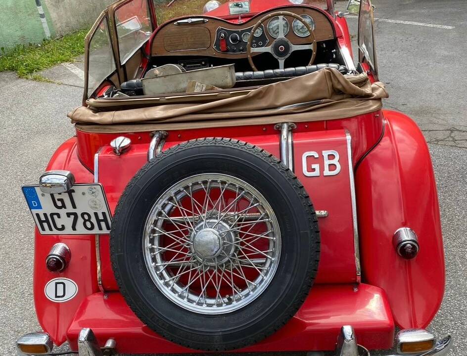 Imagen 2/49 de MG TD (1952)