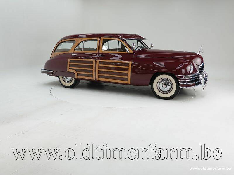 Image 3/15 of Packard Eight Station Sedan (1947)