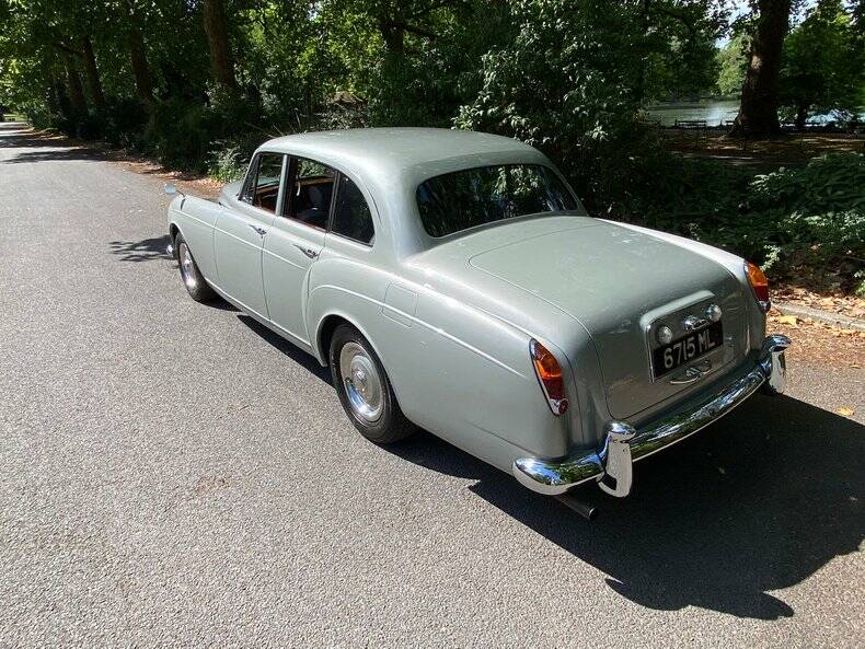 Image 34/50 de Bentley S 3 Continental Flying Spur (1963)