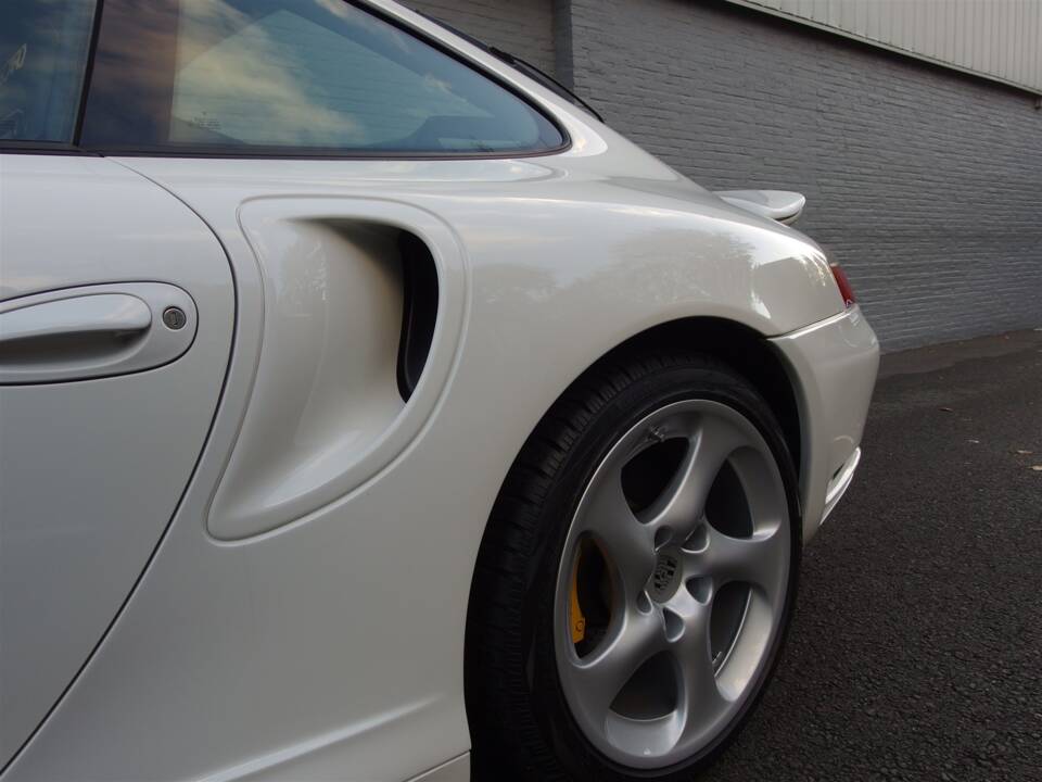 Bild 37/99 von Porsche 911 Turbo (2004)