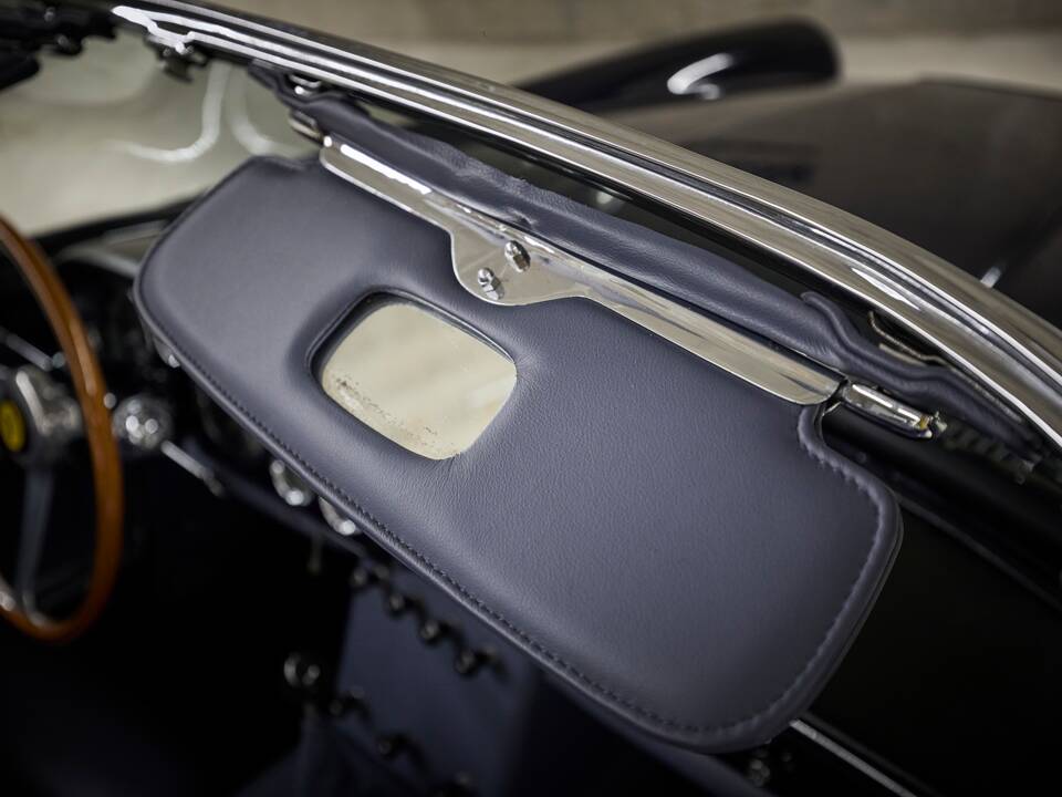 Image 81/100 of Ferrari 250 GT (1962)